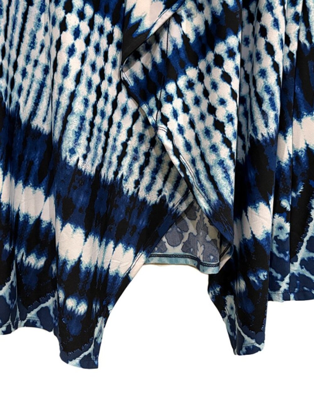 Catherines 2X 22/24W Blue Abstract Tie-Dye/Ikat Sleeveless Handkerchief Hem Dres - Picture 4 of 8